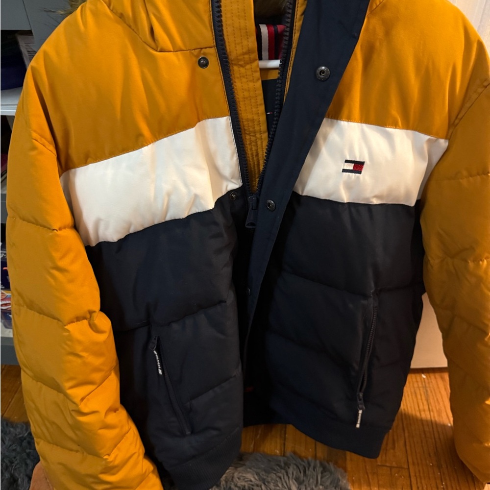 Tommy Hilfiger Men's Yellow and Navy Jacket
